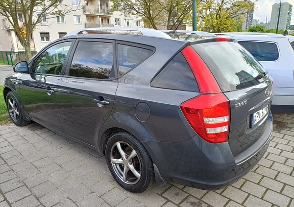 Kia Ceed cena 9800 przebieg: 301000, rok produkcji 2008 z Kraków małe 56